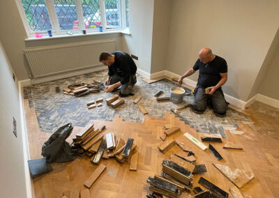 Repair and refitting of solid oak blocks